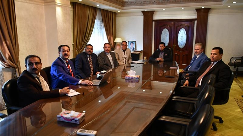 وزيرالشباب يتابع
