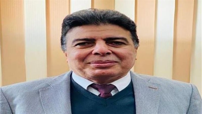 الدكتور أنور فوزي