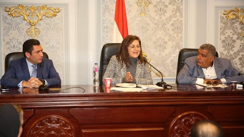 لجنة الصناعة 