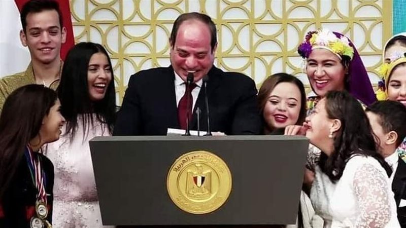 الرئيس السيسي مع