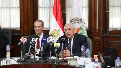 وزيرا الزراعة والاتصالات يعلنان الإطلاق التجريبي لخدمات التحول الرقمي في القطاع الزراعي