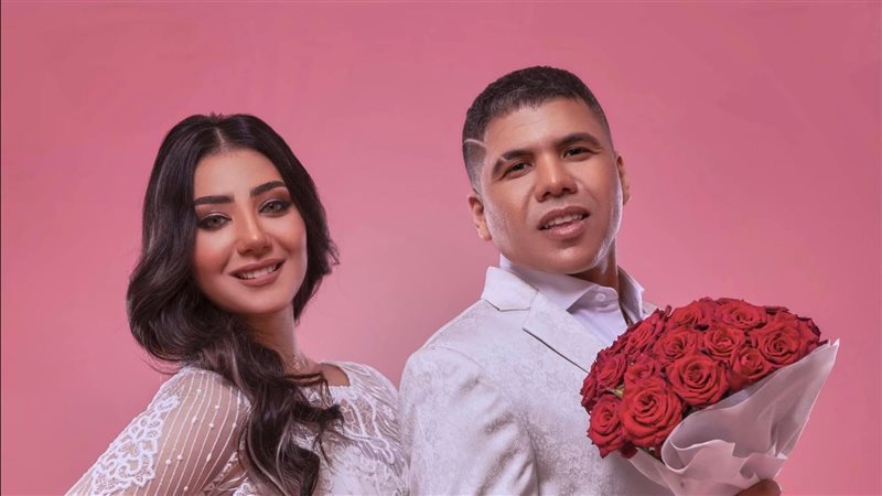 عمر كمال والمطربة
