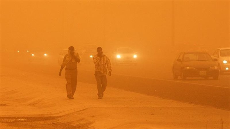 عاصفة ترابية 