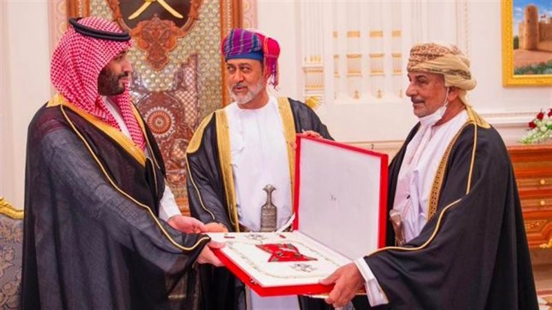 سلطان عمان يمنح ولي