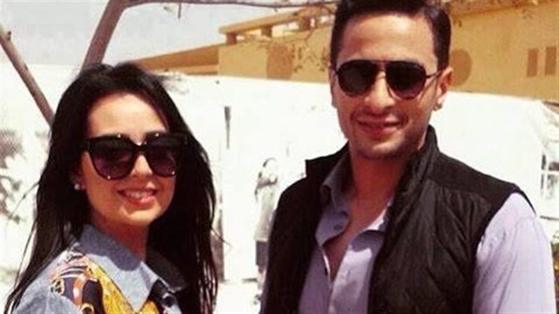هبة مجدي وحمادة هلال