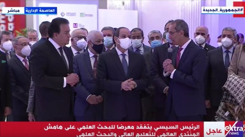 وزير الاتصالات والرئيس