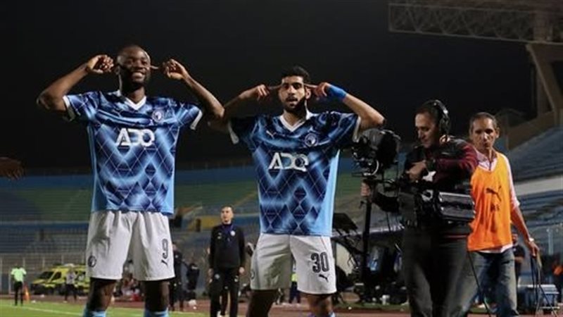 بيراميدز والجيش الملكي،