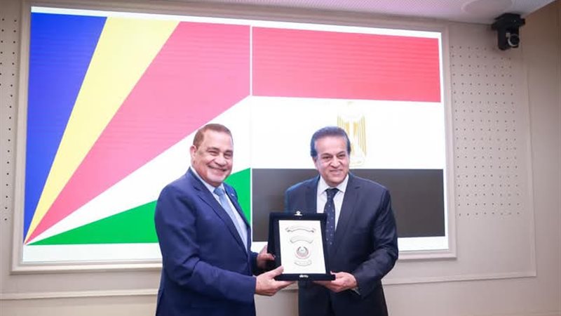 د.خالد عبدالغفار،