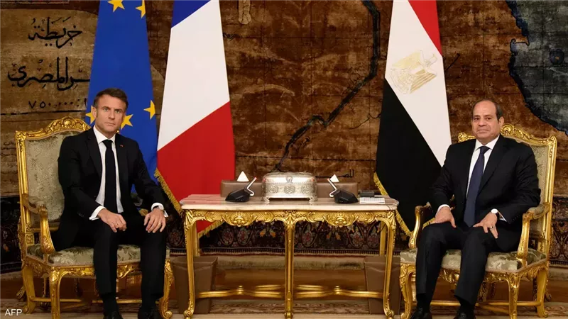 الرئيس السيسي وماكرون