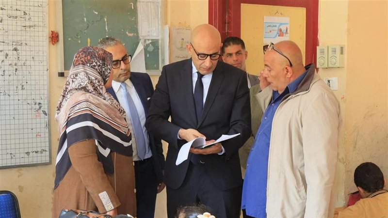 محمد عبد اللطيف وزير