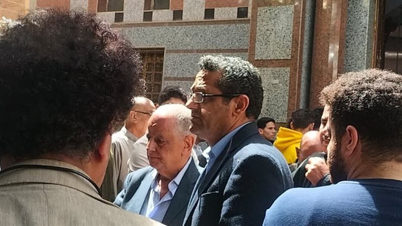 البلشى يشيع جثمان