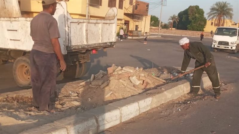أثناء استحداث الطريق
