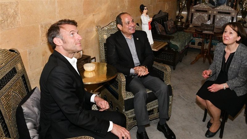السيسي وماكرون، فيتو