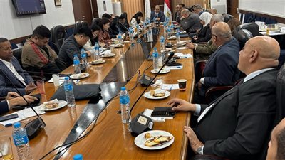  مواد البناء تشارك في لقاء وفد مقاطعة هونان الصينية لتعزيز التعاون الصناعي