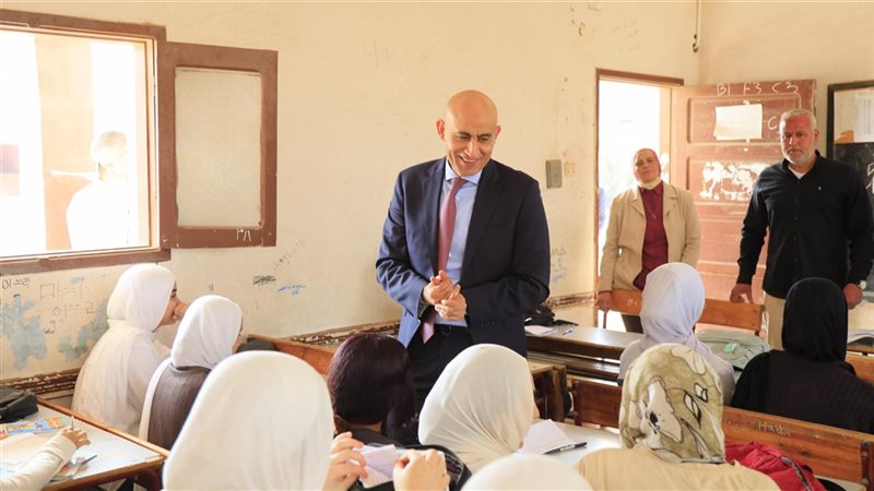 محمد عبد اللطيف وزير