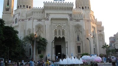 موعد أذان المغرب،مواقيت الصلاة  اليوم الإثنين 14 أبريل 2025 
