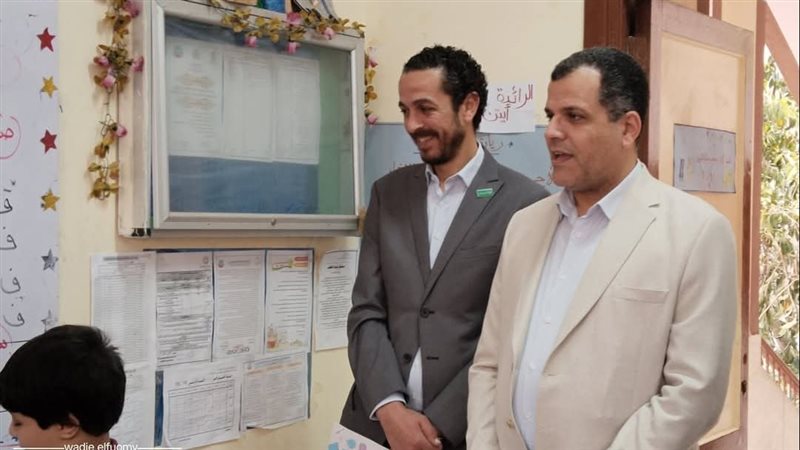 ياسر عماره وكيل وزارة
