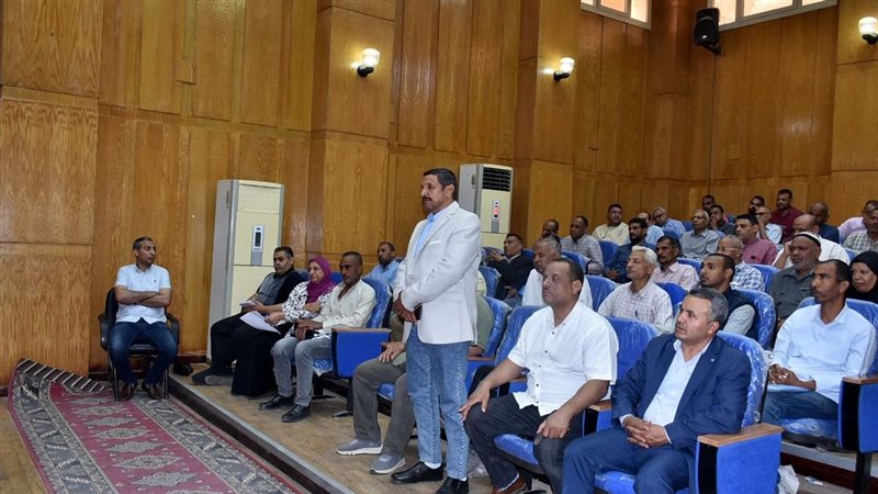 محافظ الأقصر يتابع