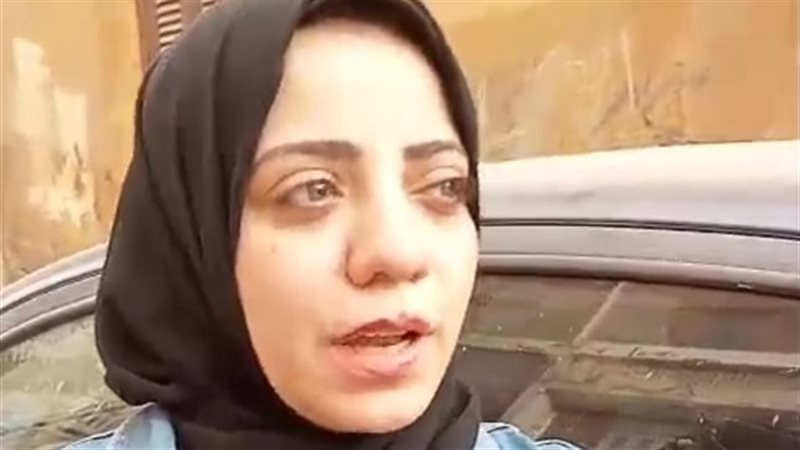 ناجية من عقار أسيوط
