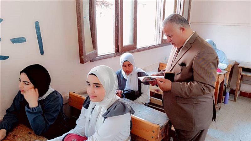 جولة وكيل وزارة التربية