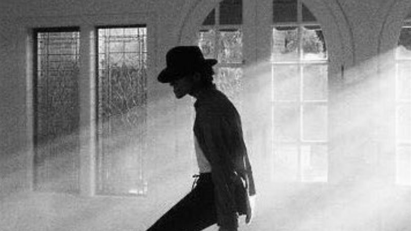 Michael، فيتو