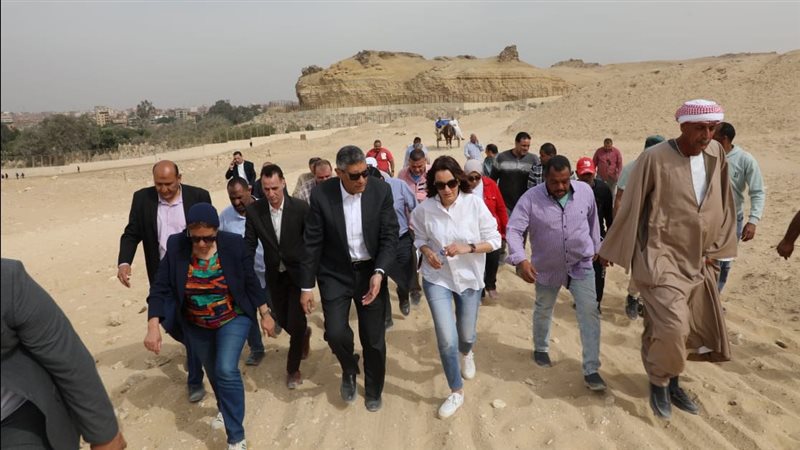 محافظ الجيزة 