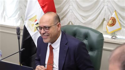 وزير العمل يوجه بضم 4 مراكز تدريبية و65 مهنة جديدة إلى المنظومة 