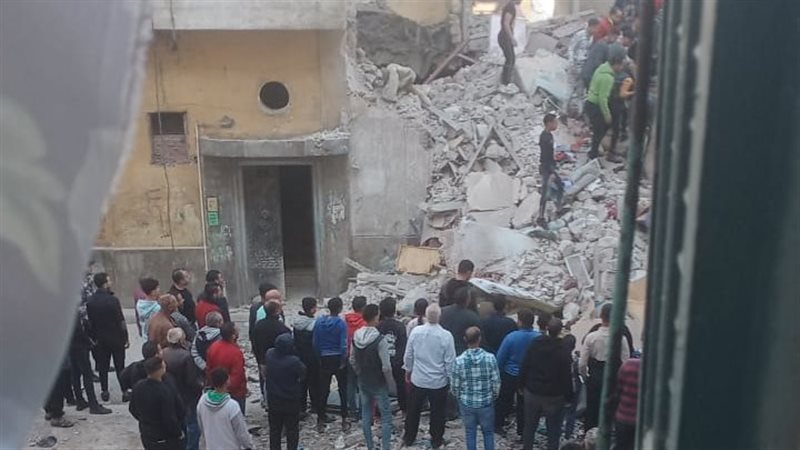 إنقاذ طفل ثالث من
