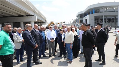 محافظ القاهرة: رفع المنطقة المحيطة بموقف السلام النموذجي