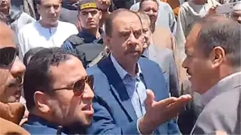 سكرتير ونائب محافظ