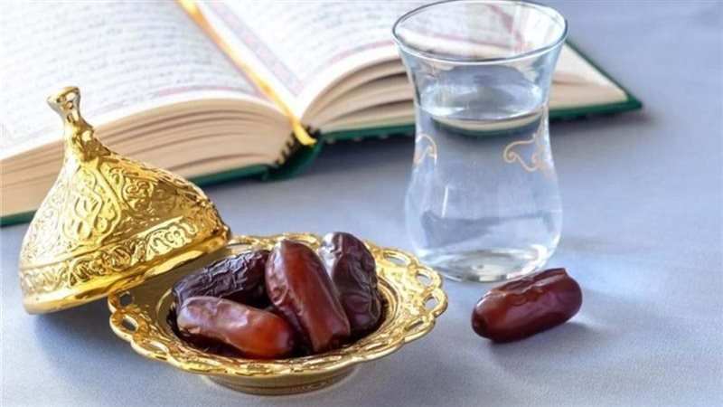 حكم صيام يوم العاشر