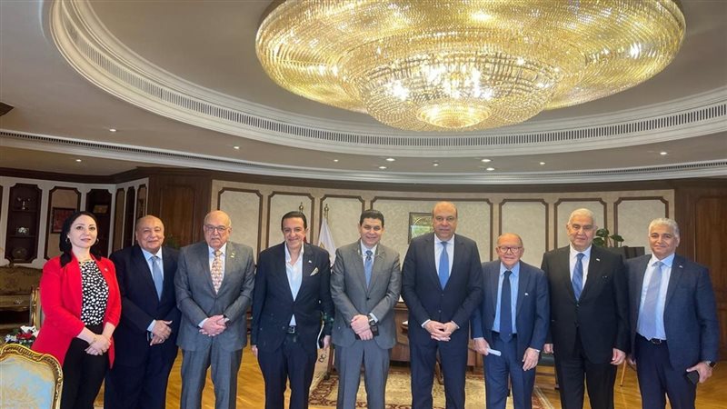 وزارة الطيران المدني،