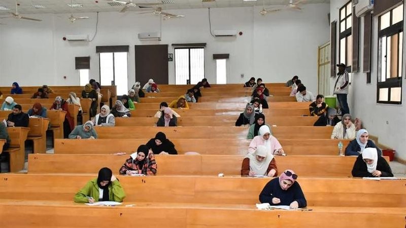 امتحانات الميدتيرم