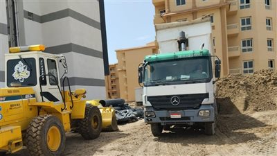 وزير الإسكان يتابع أعمال تنفيذ وحدات 