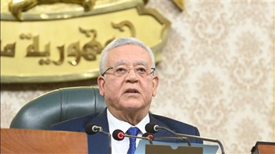 رئيس النواب ينتقد تأخر وزير الإسكان عن جلسة مناقشة تعديل الإيجار القديم 