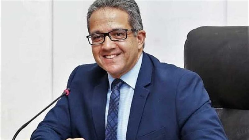 الدكتور خالد العناني