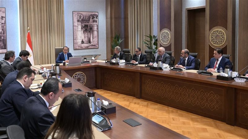 اجتماع برئاسة الدكتور