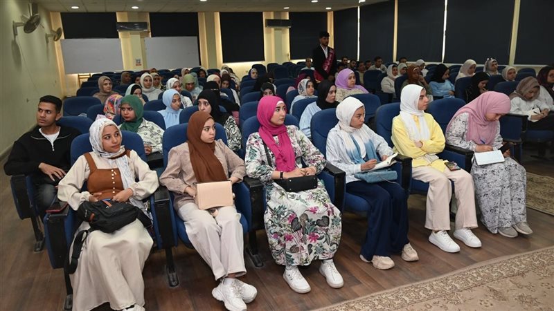  ندوة بكلية التربية