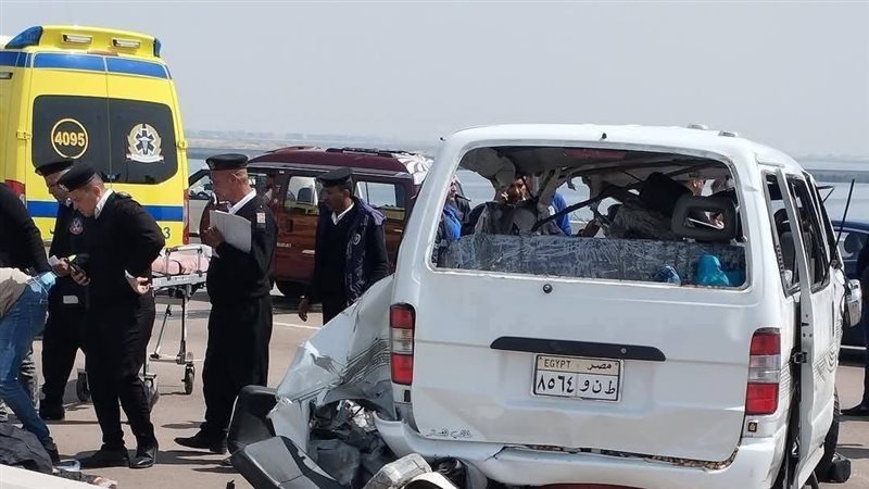 انقلاب ميكروباص على
