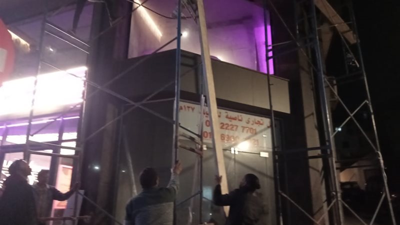 غلق كافيه مصطفى قمر