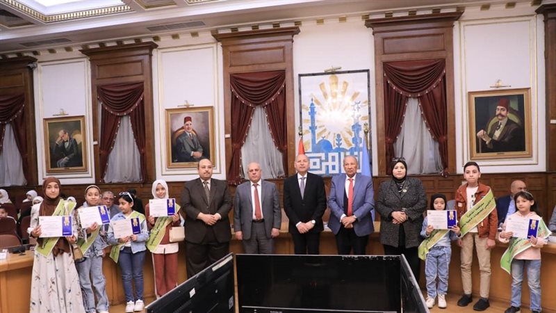 تكريم الأمهات المثاليات،