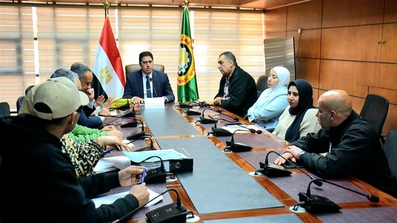اجتماع نائب محافظ