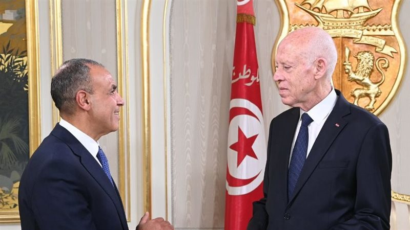الرئيس التونسي وبدر