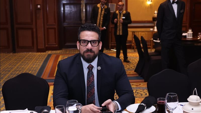 هشام العيسوي، فيتو