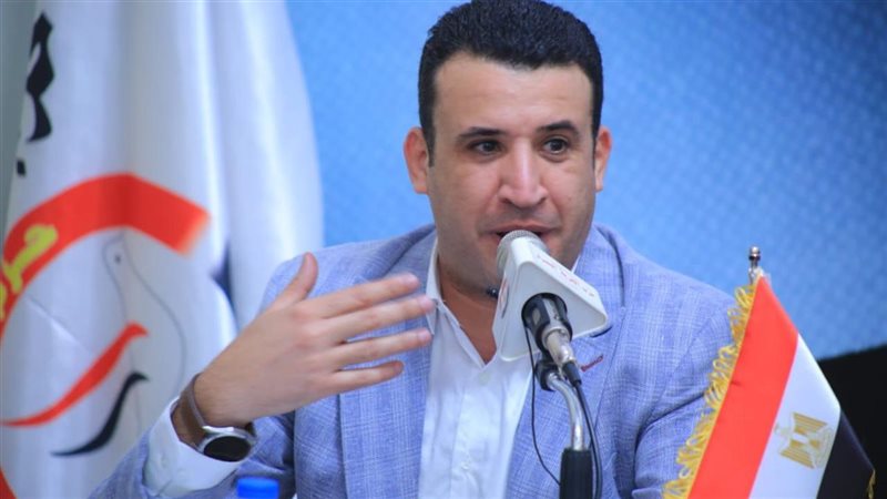 عمرو فتوح 