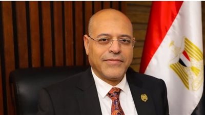 مد فترة التقديم على بعض الوظائف القيادية داخل وزارة القوى العاملة ومديرياتها لشهر