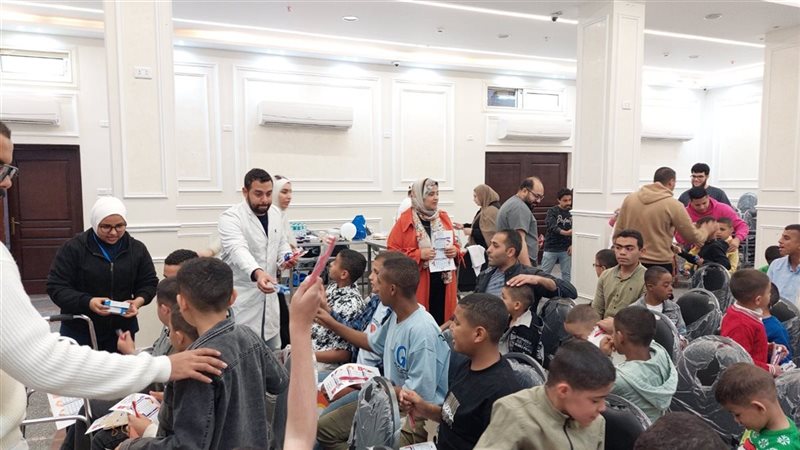 جامعة عين شمس، فيتو