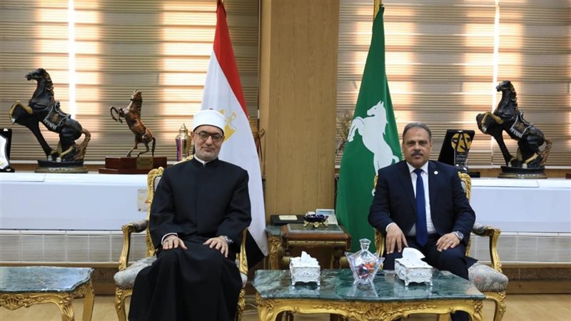 محافظ الشرقية يستقبل