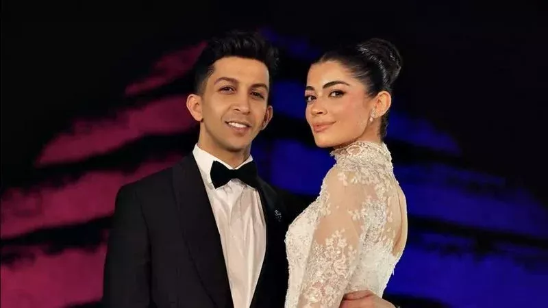 ليلى أحمد زاهر وهشام