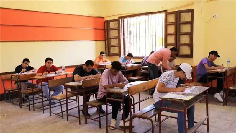 امتحانات الفصل الدراسي